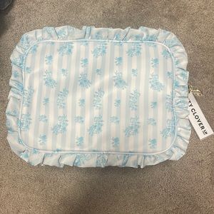 Stoney clover fine China large pouch